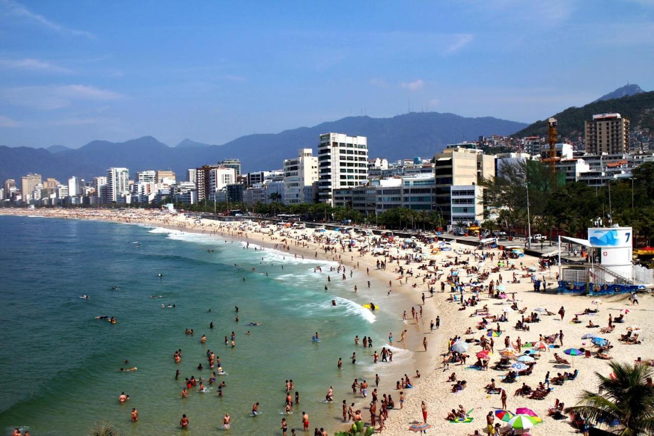 charmosa cobertura em Ipanema na quadra da praia de quarto, sala, terraço e sauna Rio de Janeiro Extérieur photo